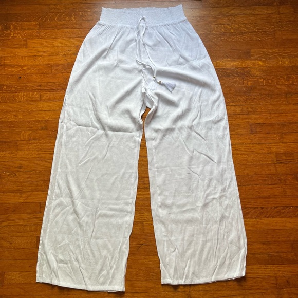 Time and Tru Pants - NWOT Time And Tru White Palazzo Pants M